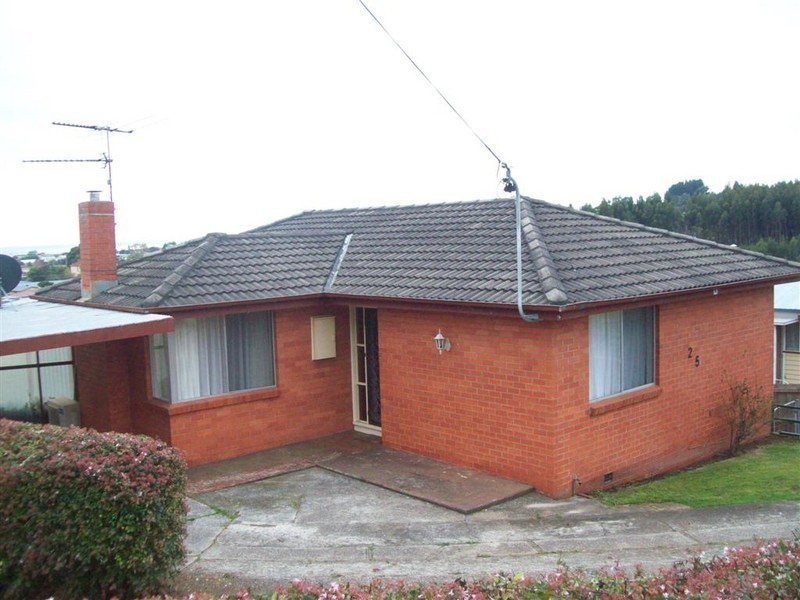 25 Barker Street, Ulverstone TAS 7315
