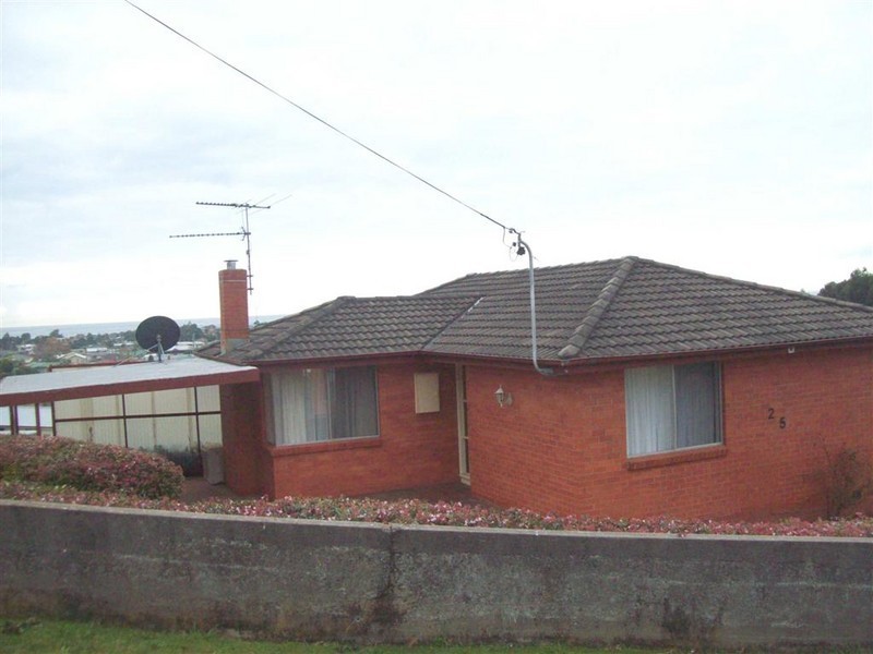 25 Barker Street, Ulverstone TAS 7315