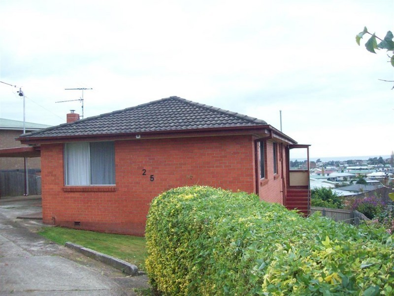 25 Barker Street, Ulverstone TAS 7315
