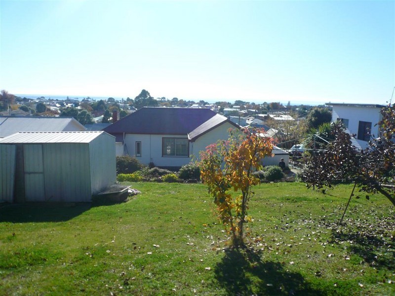 24 William Street, Ulverstone TAS 7315
