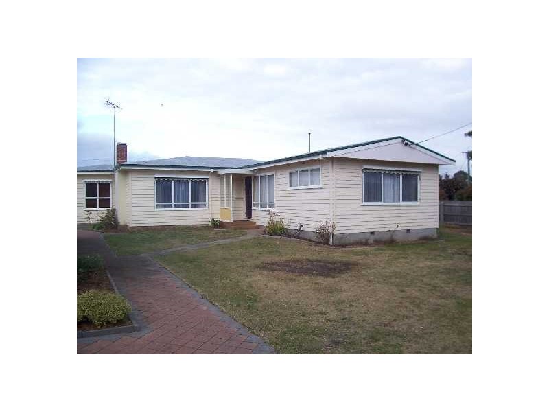 4  RIVER ROAD, Ulverstone TAS 7315