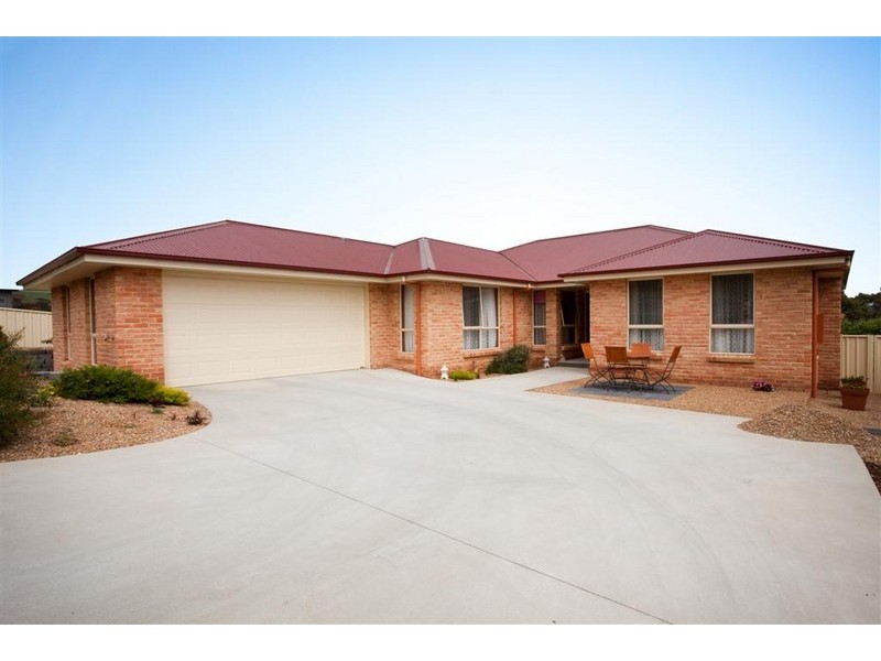 4 Debbie Court, Ulverstone TAS 7315