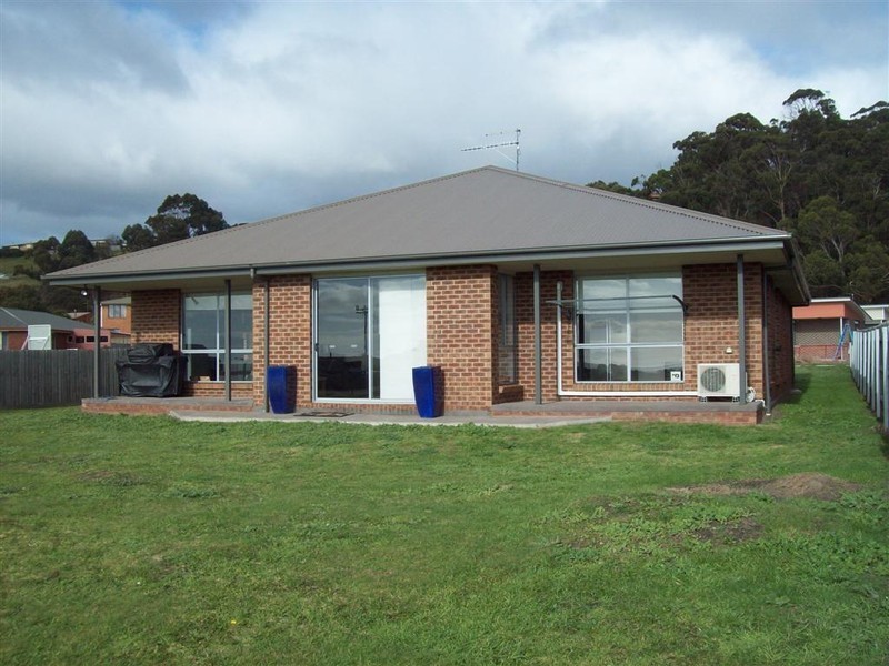 14 Jerling Street, Ulverstone TAS 7315