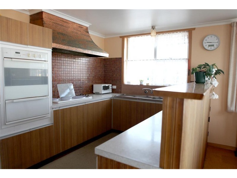 52 Queen Street, Ulverstone TAS 7315