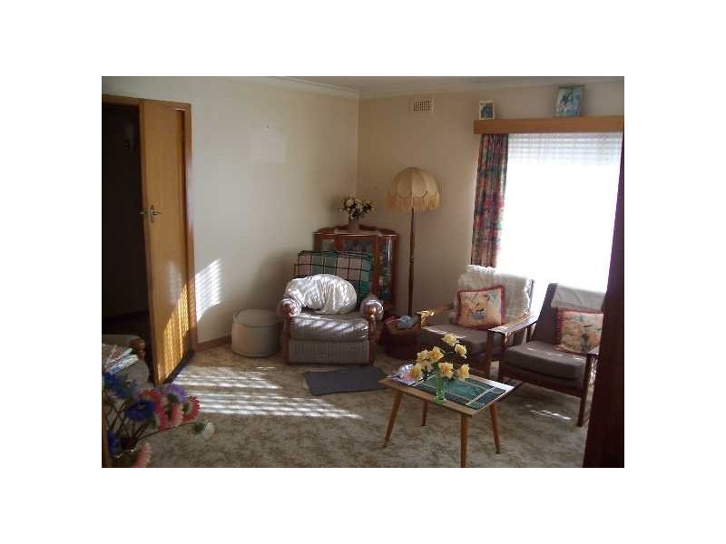 16 Kings Parade, Ulverstone TAS 7315