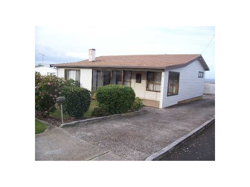 9  PINELEIGH ST, Penguin TAS 7316