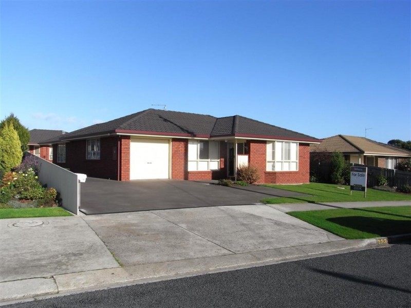 Unit 1/14 Heathcote Street, Ulverstone TAS 7315