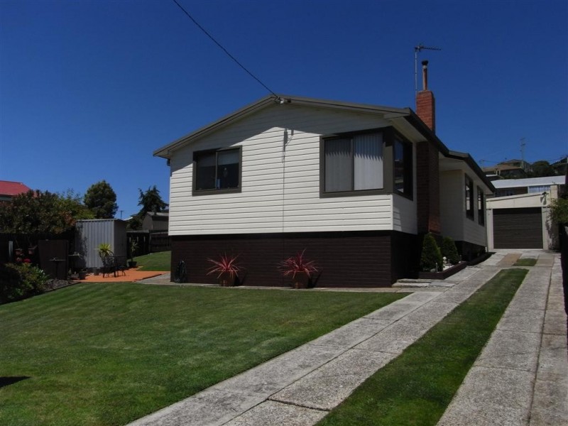 8 Hingston Place, Ulverstone TAS 7315