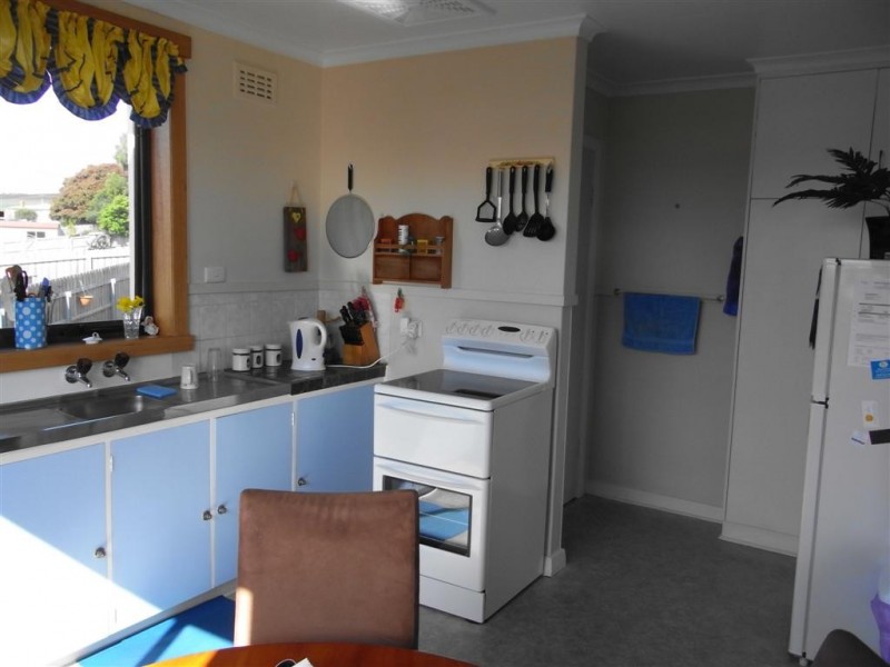 8 Hingston Place, Ulverstone TAS 7315