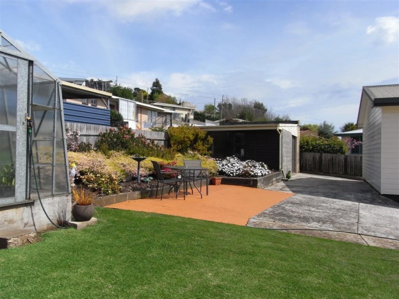 8 Hingston Place, Ulverstone TAS 7315