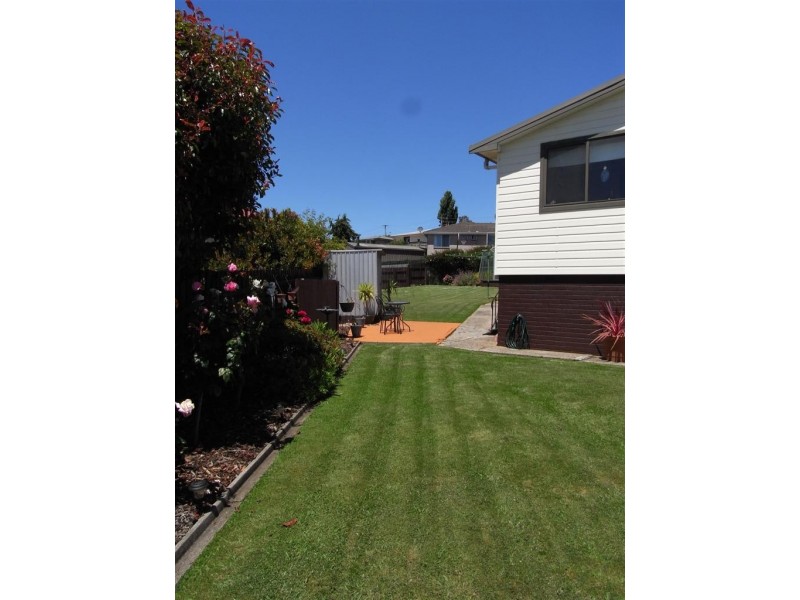 8 Hingston Place, Ulverstone TAS 7315
