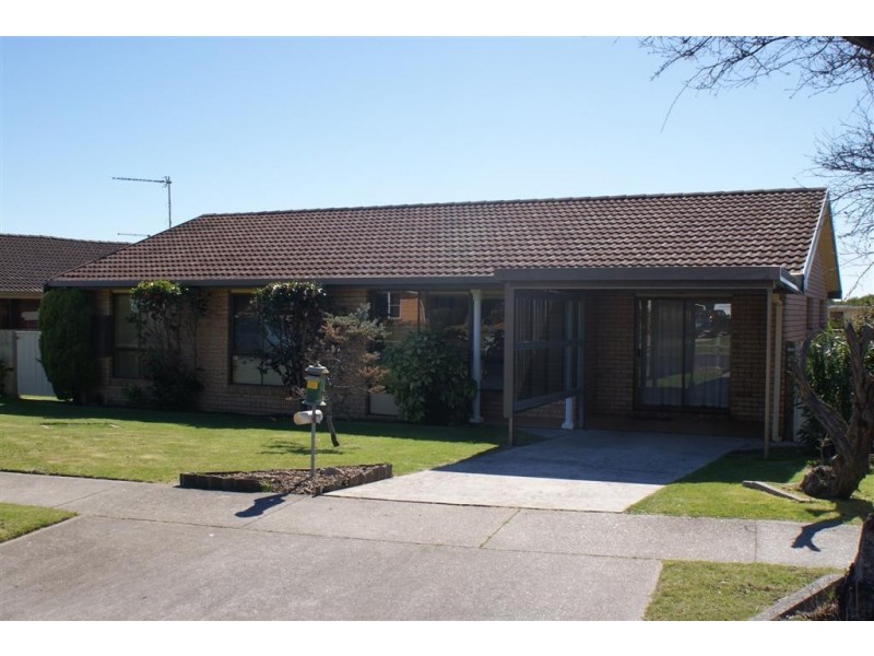 61 Leighlands Avenue, Ulverstone TAS 7315