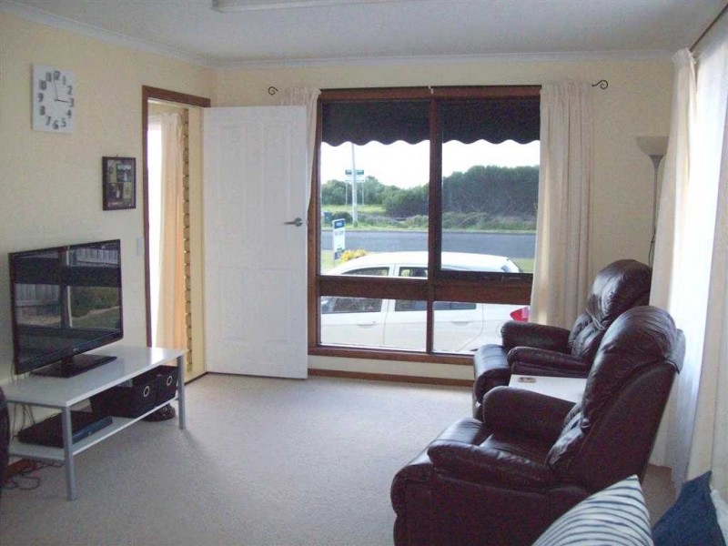 3 Penguin Road, Ulverstone TAS 7315