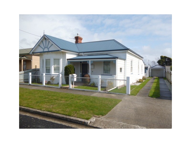 6 FULTON STREET, Ulverstone TAS 7315