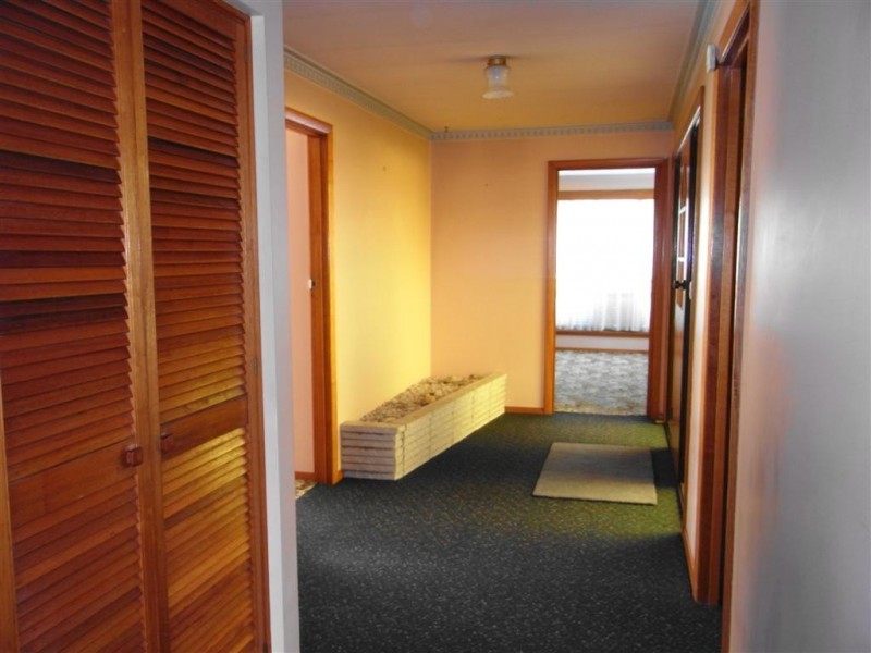 52 Leighlands Avenue, Ulverstone TAS 7315