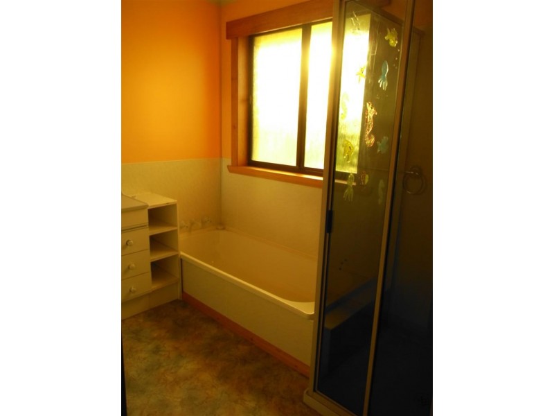 52 Leighlands Avenue, Ulverstone TAS 7315