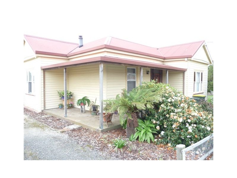 29 Alexandra Road, Ulverstone TAS 7315