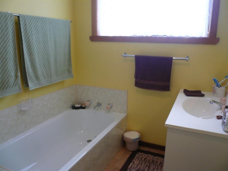 6 JERLING ST, Ulverstone TAS 7315