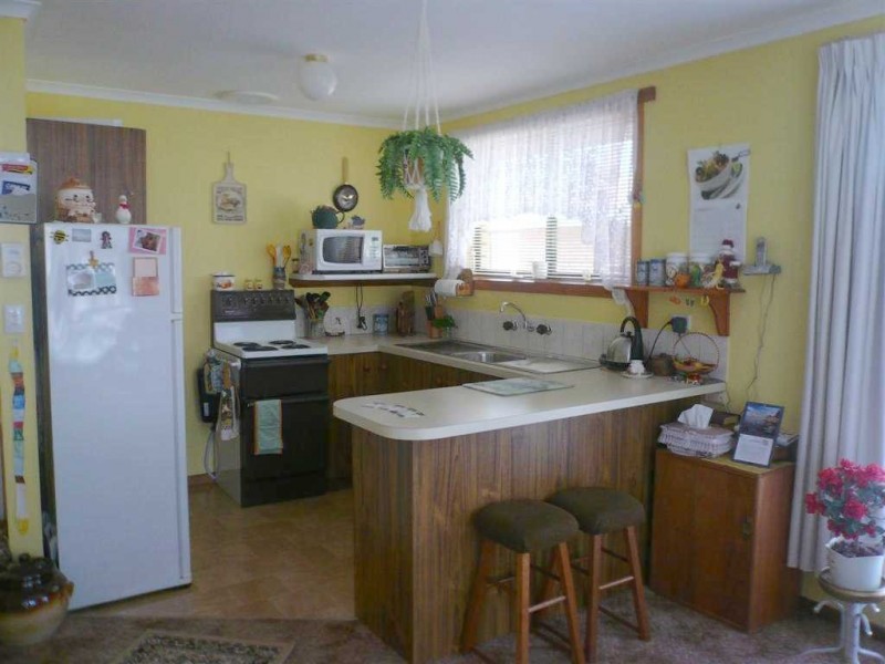 6 JERLING ST, Ulverstone TAS 7315