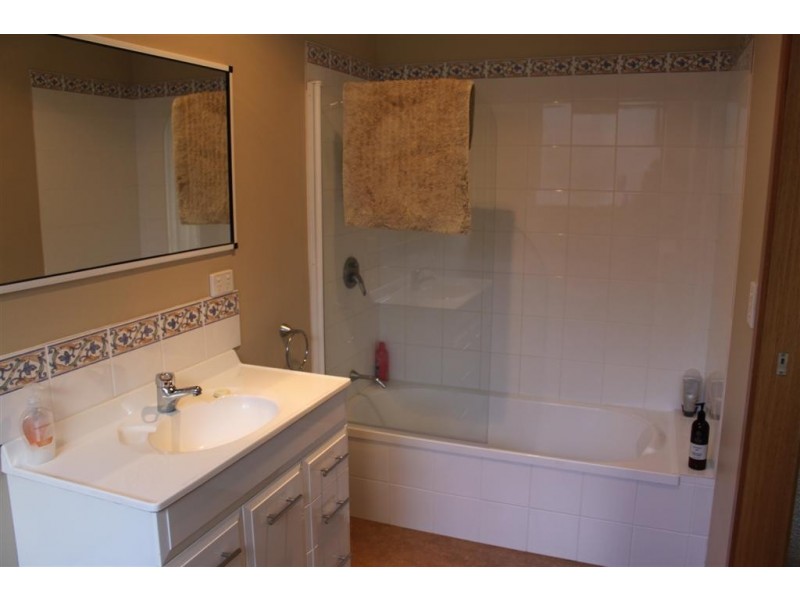 10 Elizabeth Street, Ulverstone TAS 7315