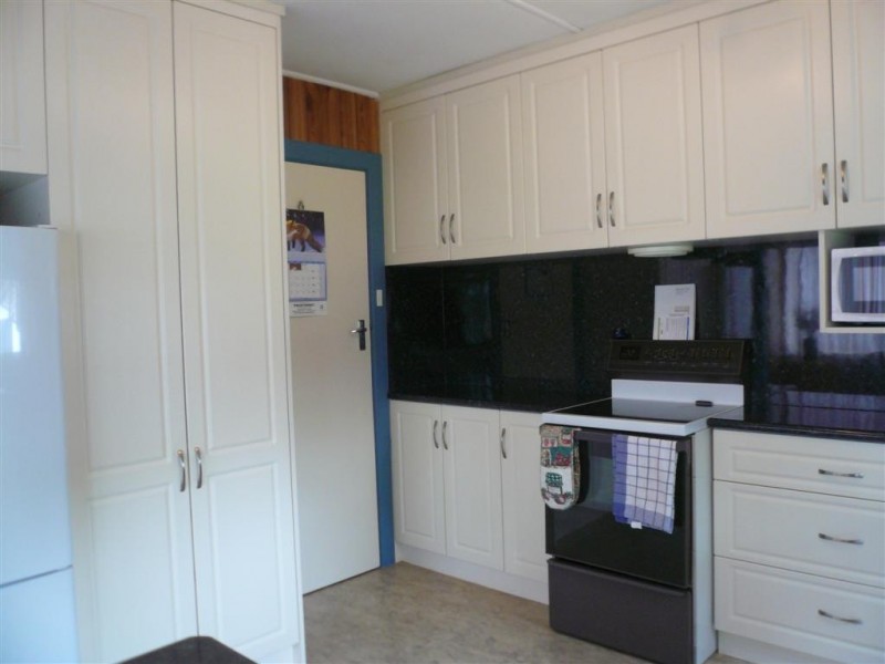 88 South Road, Penguin TAS 7316