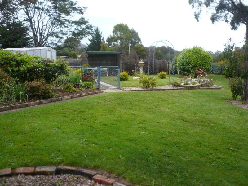 88 South Road, Penguin TAS 7316