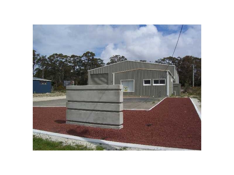 8 SPEEDWAY DRIVE, Latrobe TAS 7307