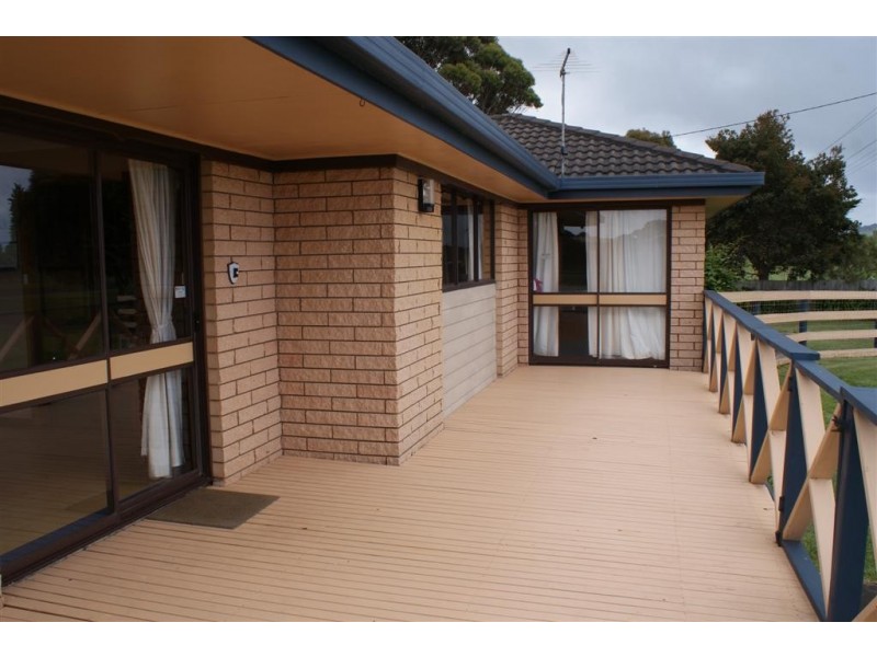 111 Penguin Road, Ulverstone TAS 7315