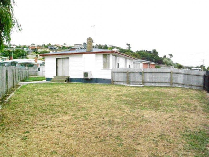 12 McCulloch Street, Ulverstone TAS 7315