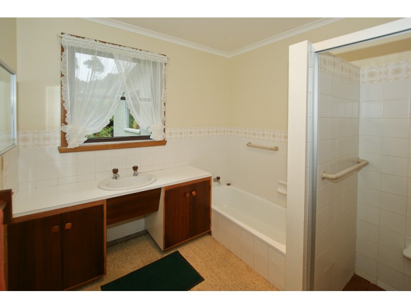 2 Knights Road, Ulverstone TAS 7315