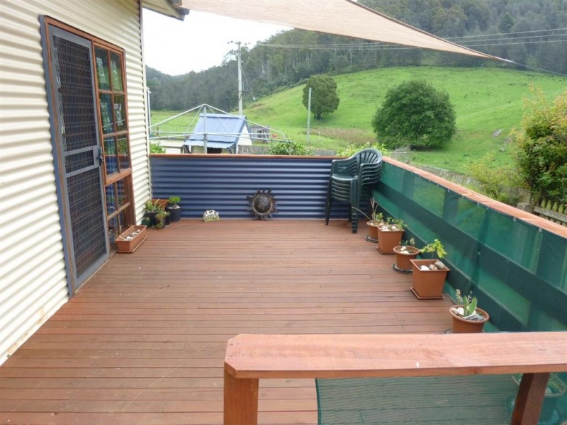 2 Main Street, Wilmot TAS 7310