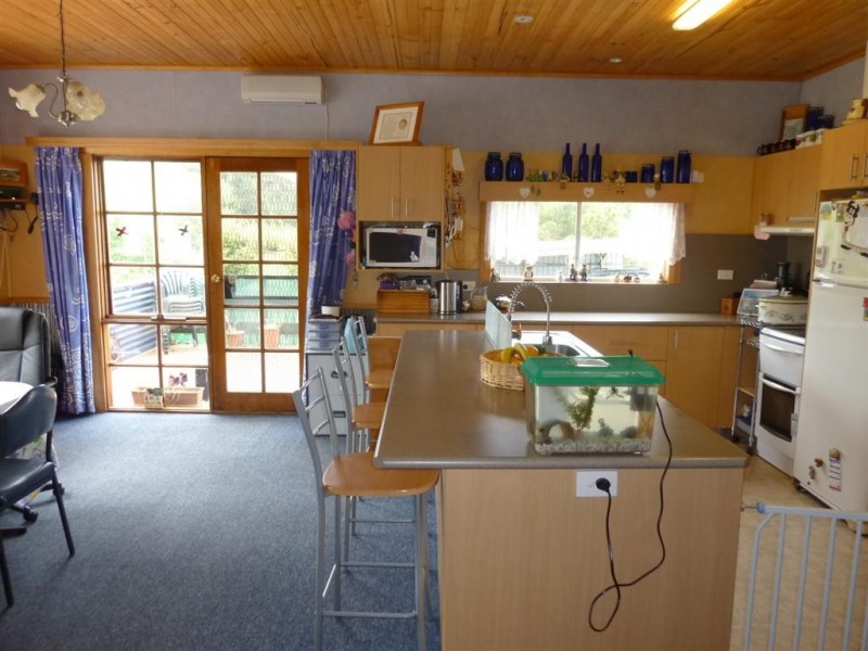 2 Main Street, Wilmot TAS 7310