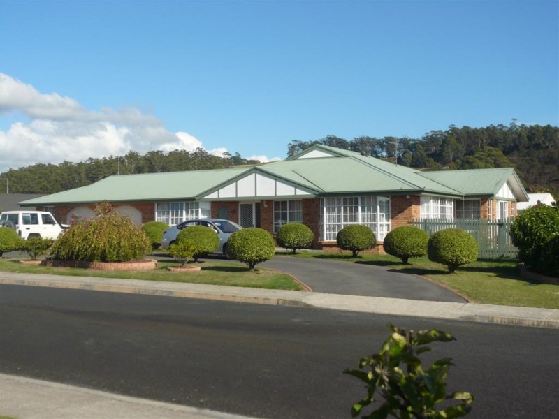 2 Banks Place, Turners Beach TAS 7315