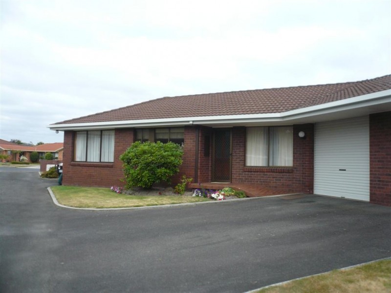 Unit 1/15 Nell Crescent, Ulverstone TAS 7315