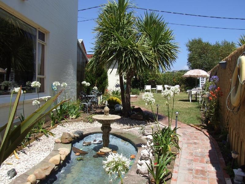 13 and 14 Penguin Road, Ulverstone TAS 7315