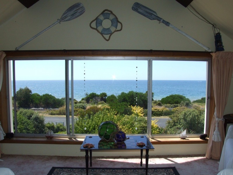 13 and 14 Penguin Road, Ulverstone TAS 7315