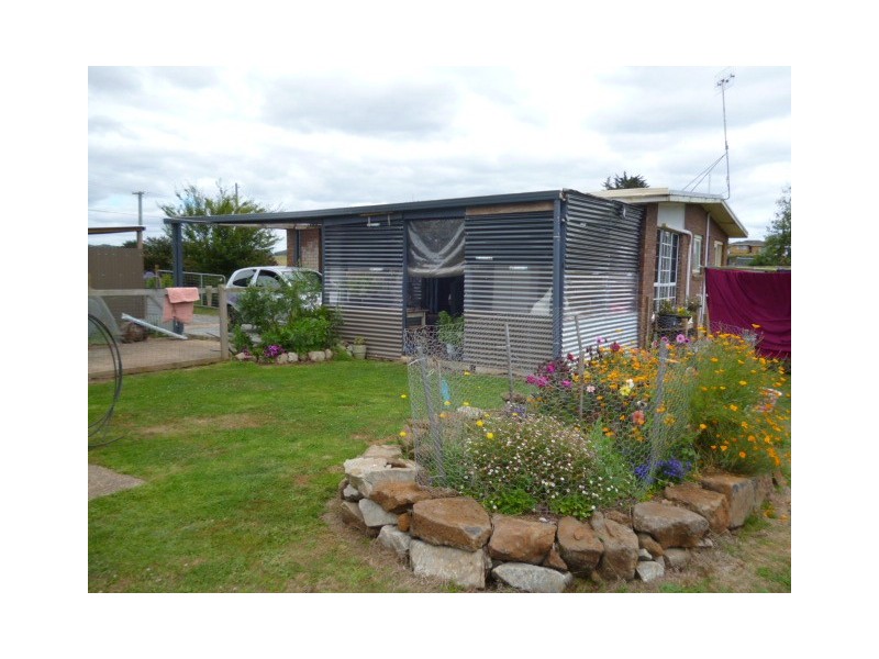 17 CORBETTS, Riana TAS 7316