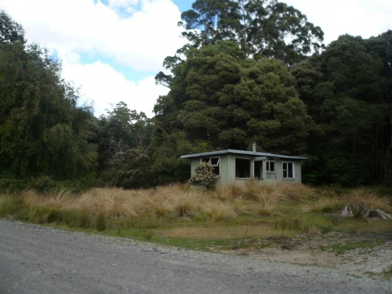 2340 Loongana Road, Loongana TAS 7315