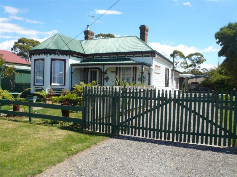 5 Queen Street, Ulverstone TAS 7315
