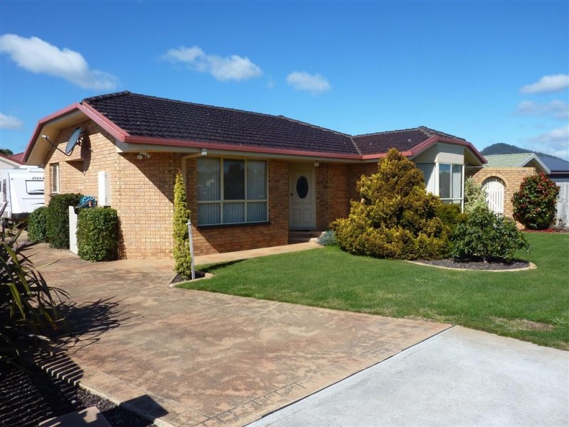 6 CRISLING PLACE, Penguin TAS 7316