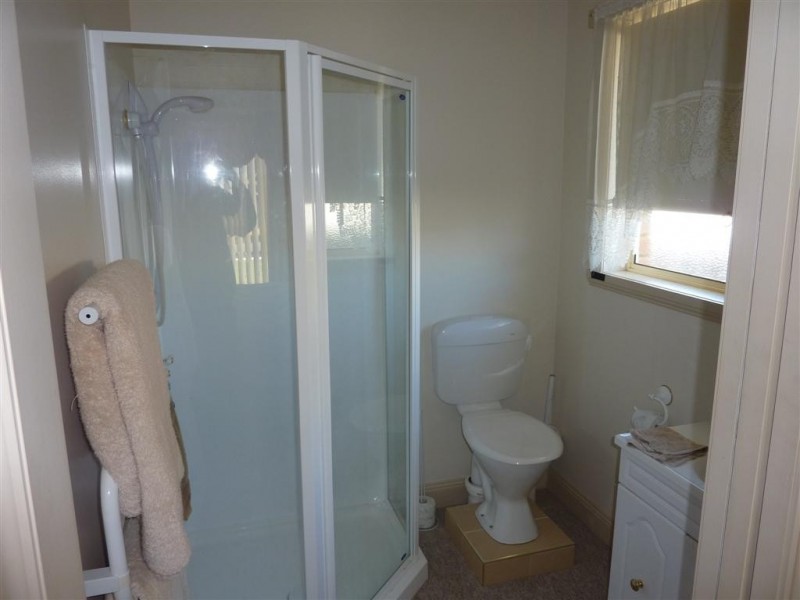 6 CRISLING PLACE, Penguin TAS 7316