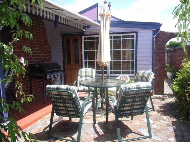 2 Finch Street, Ulverstone TAS 7315