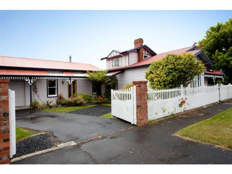 2 Finch Street, Ulverstone TAS 7315