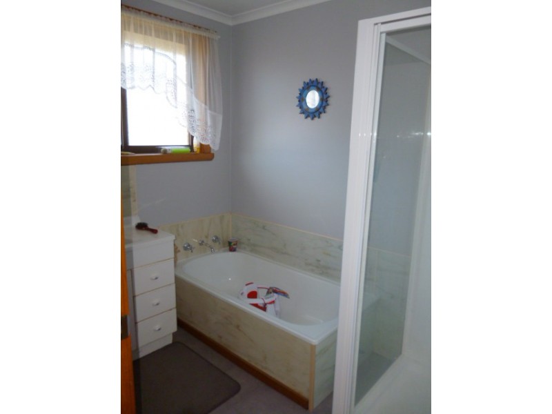 42 CLARA ST, Ulverstone TAS 7315