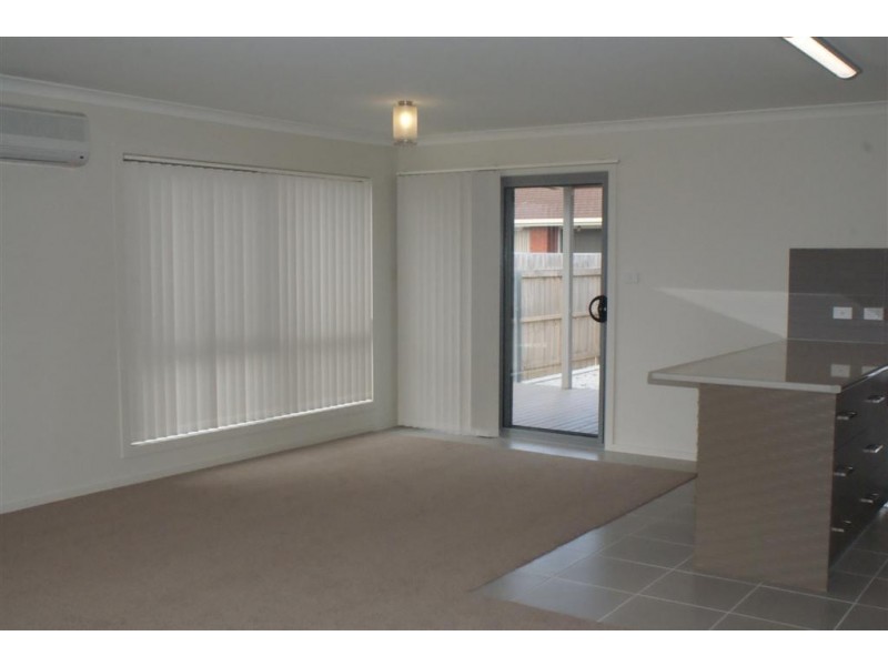 Unit 2/17 Amber Court, Ulverstone TAS 7315