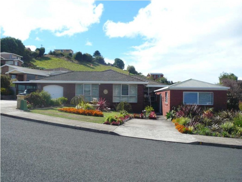 8 Kywong Crescent, Ulverstone TAS 7315