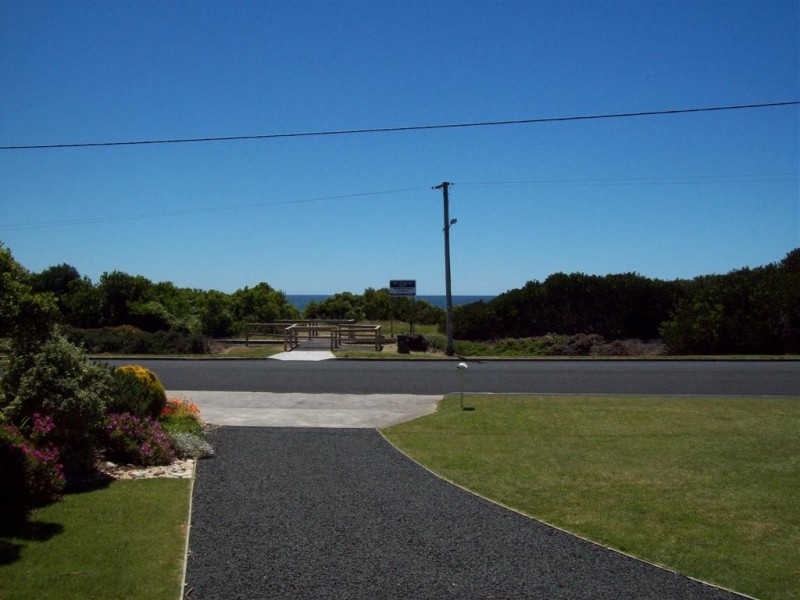 3 Penguin Road, Ulverstone TAS 7315