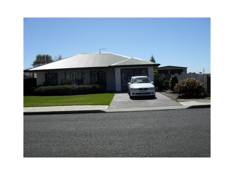 1 CRISLING PLACE, Penguin TAS 7316