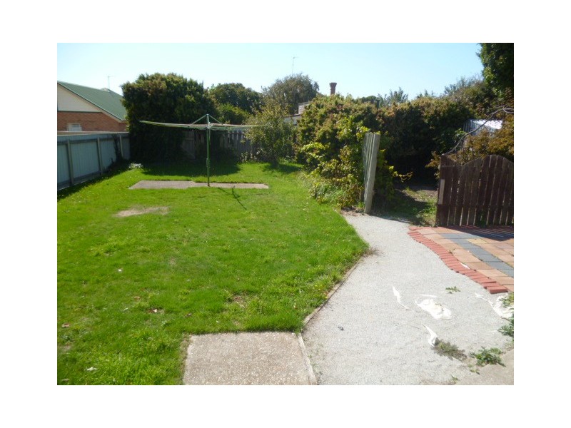 7 THE QUADRANT, Ulverstone TAS 7315