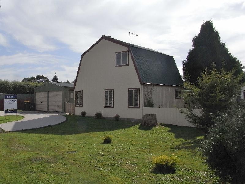 123 South Road, Penguin TAS 7316